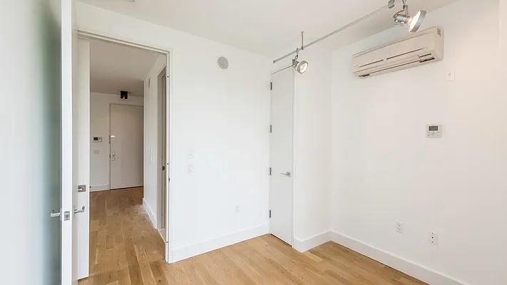 Rented by Nooklyn NYC LLC | media 27