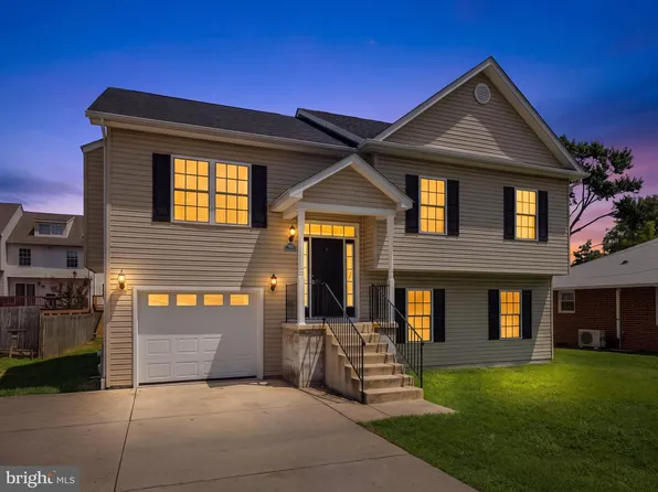 7933 E End Dr, Baltimore, MD 21226
