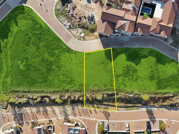 8 Castellon Dr, Westlake, TX 76262