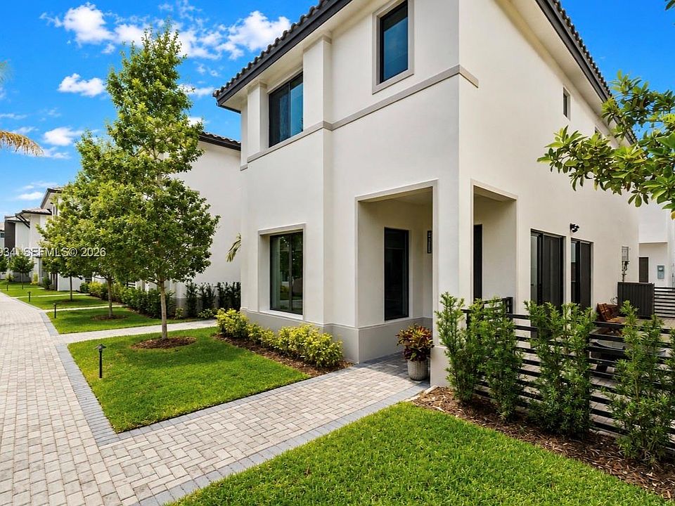 1st image of 4389 NW 41st St