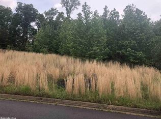 117 Navajo Trl, Maumelle, AR 72113