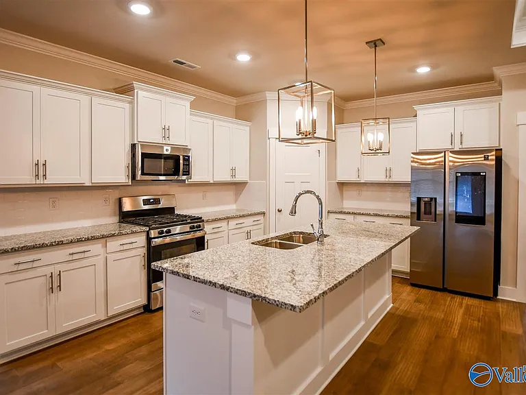 151 Rosemary Ayers Dr — Photo 3