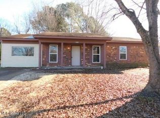 5844 Chickasaw Dr, Horn Lake, MS 38637