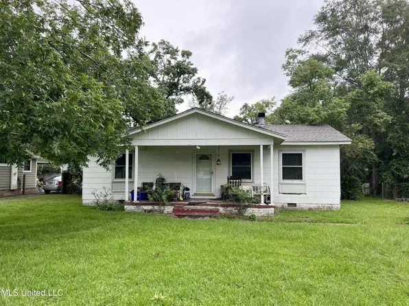 302 42nd St, Gulfport, MS 39507