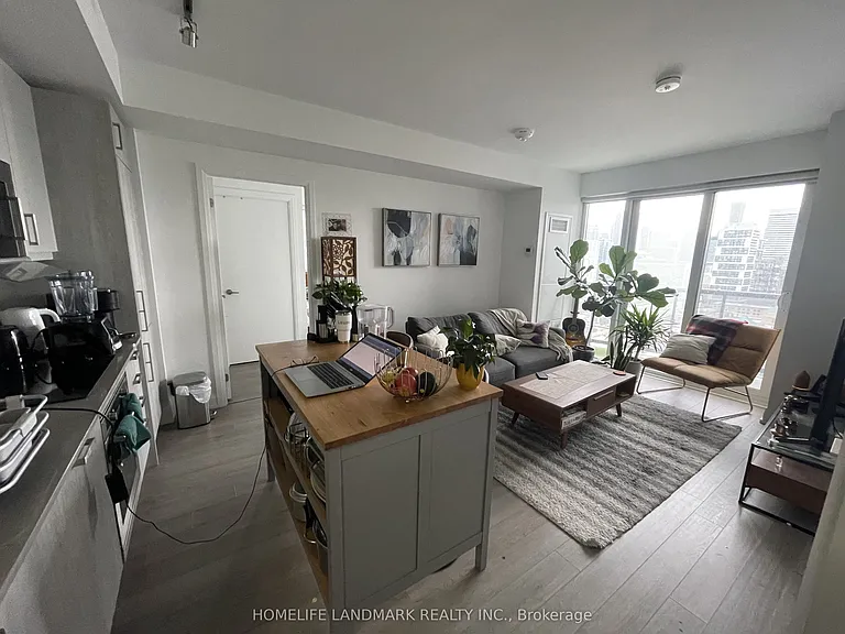77 Mutual St #2708 — Photo 9