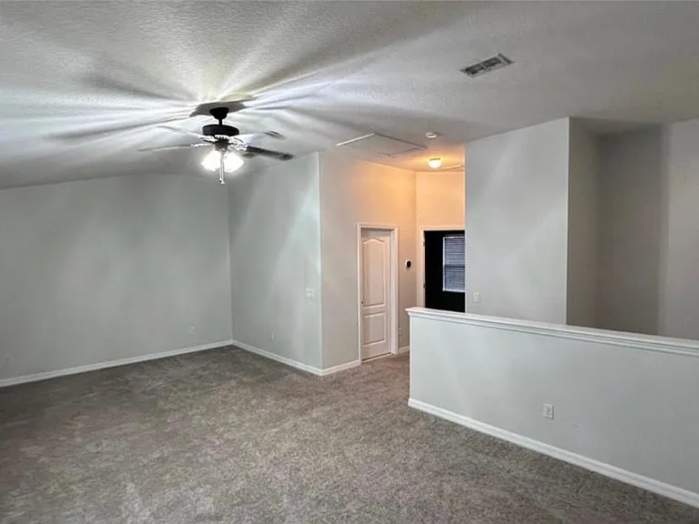 552 Juniper Springs Dr — Photo 6