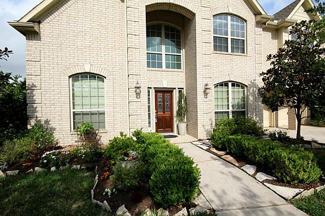 1st image of 875 Cape Coral Ct