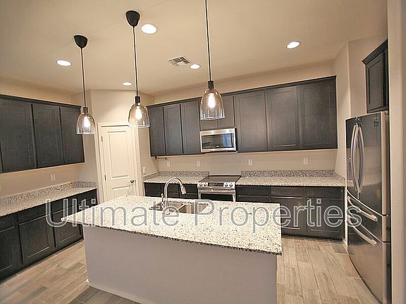 3rd image of 25400 N 143rd Ln