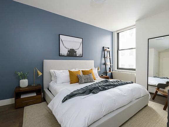 2nd image of 25 Broad St APT 14G