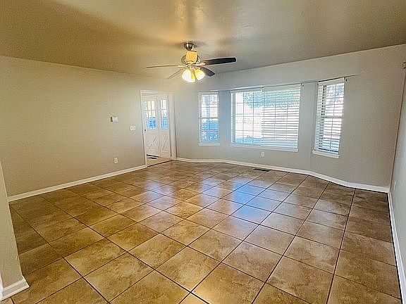 3rd image of 2612 NW 112th St
