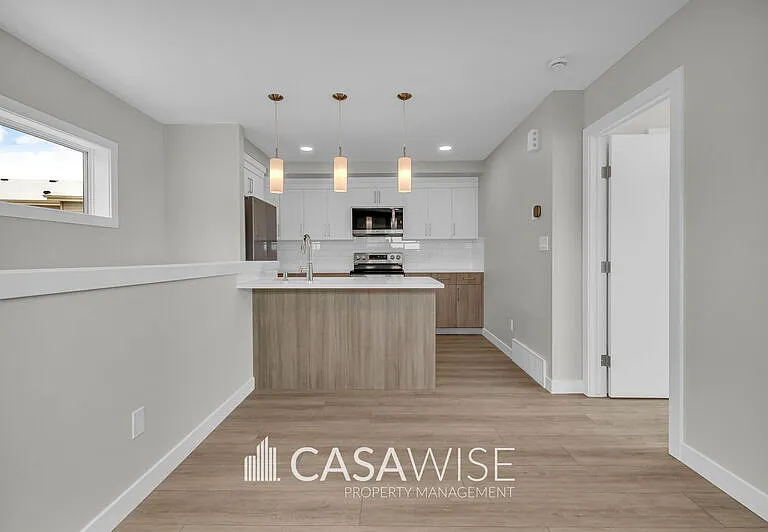 1059G Berg Pl #GS — Photo 2