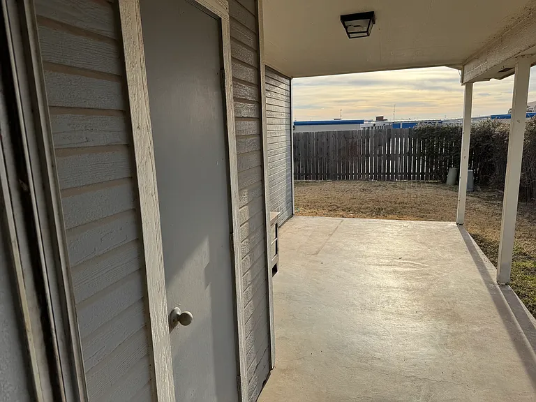 2425 Patriot Commons Rd — Photo 5