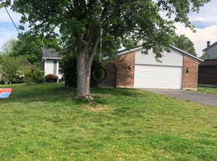 6960 Castlebrook Dr, Franklin, OH 45005