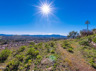 2538 McCrea Rd, Thousand Oaks, CA 91362