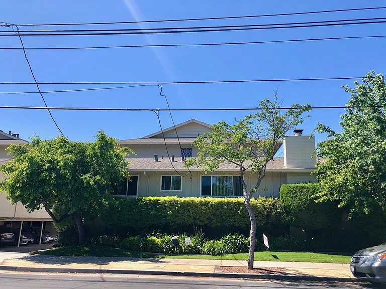 376 College Ave #7B — Photo 1