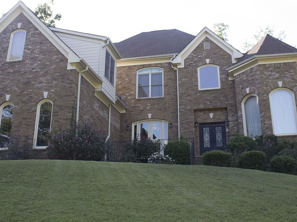 1st image of 1131 Ardeena Way SE