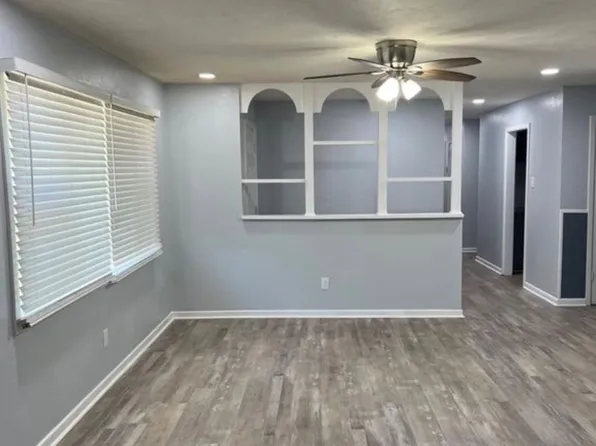 1520 E 2nd St, Lubbock, TX 79403