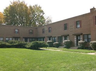 6913 Monroe Ave, Hammond, IN 46324