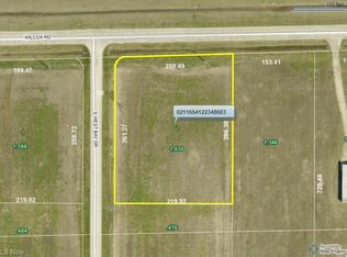 1289 S West Bay Dr, Port Clinton, OH 43452