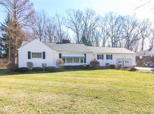 6001 Mackenzie Rd, North Olmsted, OH 44070