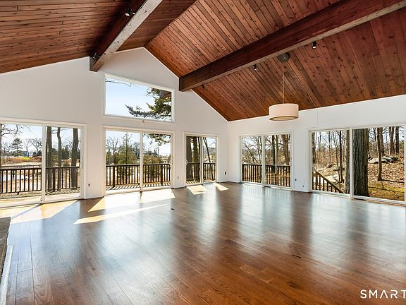 4th image of 111 Delafield Island Rd