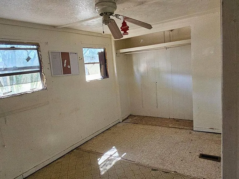 3870 E Benson Hwy #20 — Photo 7