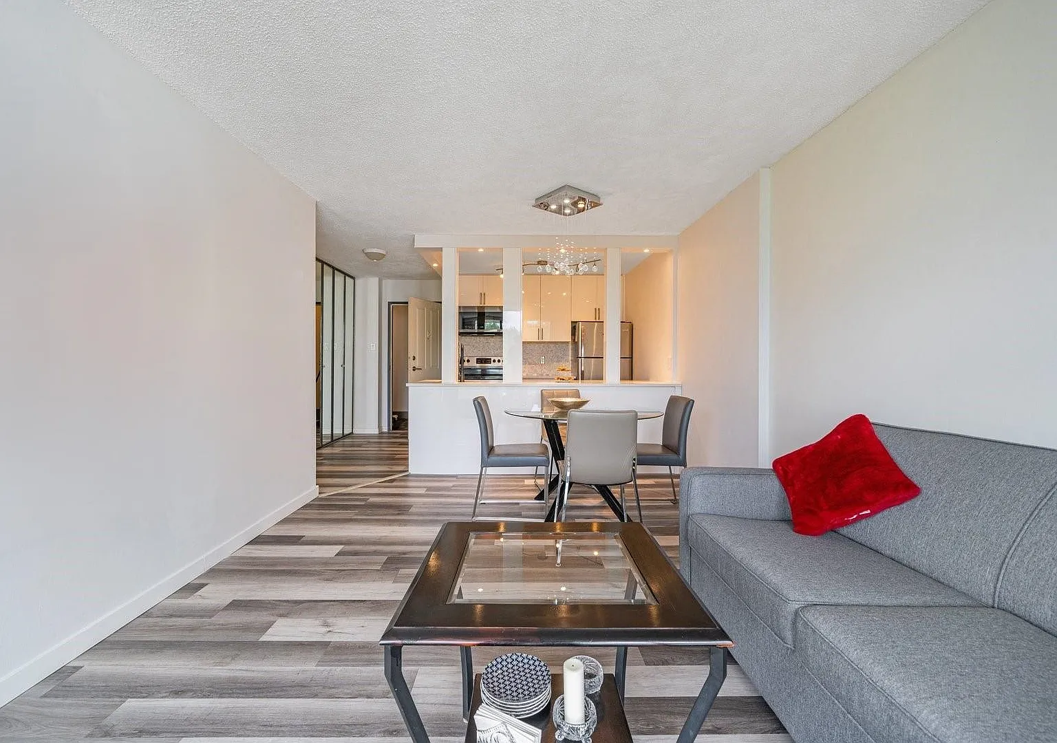1 bed, 540 sqft, $2,300 — Photo 1