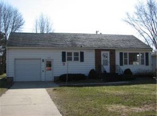 1005 Broadway St S, Spring Valley, MN 55975