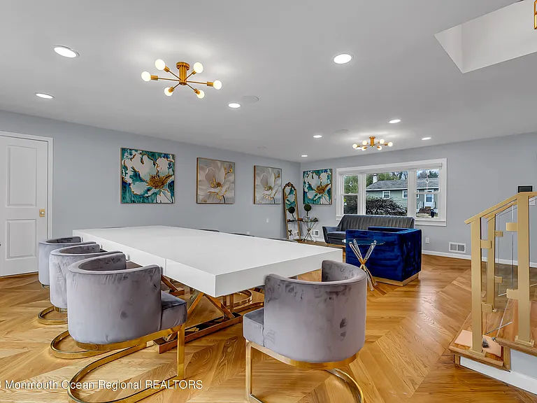 522 W Lincoln Ave — Photo 9