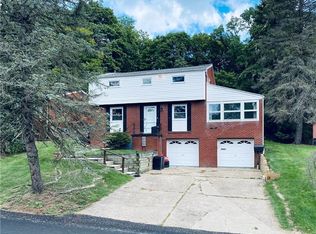 260 Yosemite Dr, Pittsburgh, PA