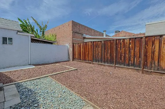 421 Elizabeth St — Photo 21