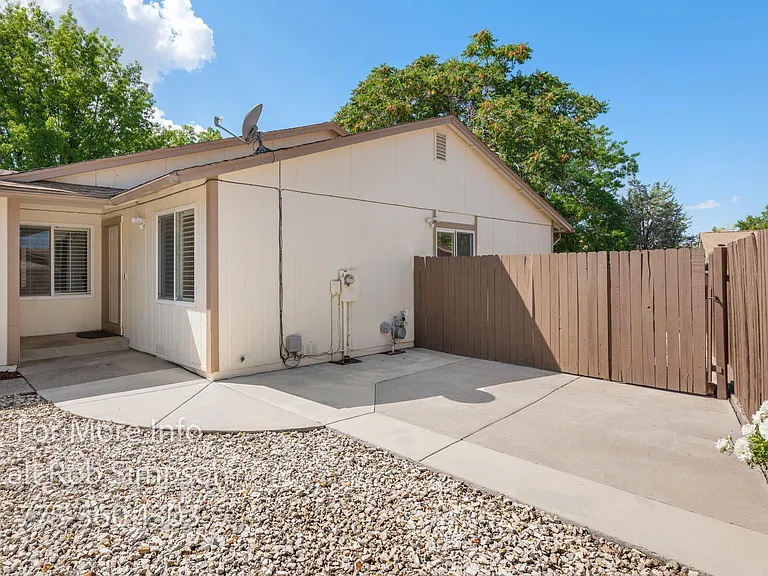 6625 Peppermint Dr — Photo 9