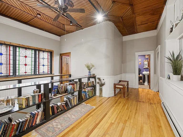 42 Maple St — Photo 13