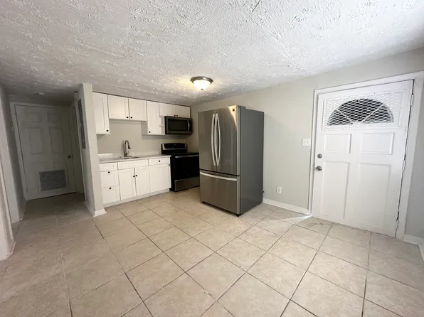 1599 30th St W Unit 2, Jacksonville, FL 32209