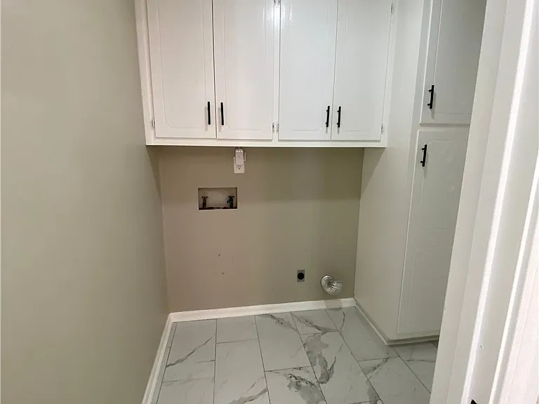 1701 Carter Baron Pl — Photo 9