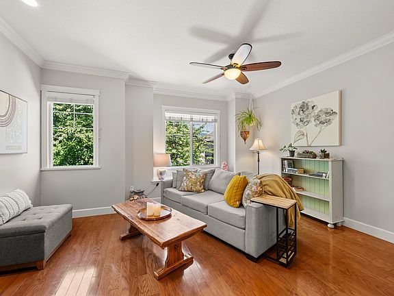 5th image of 32792 Lightbody Ct #6
