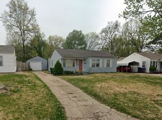 4013 SW Drury Ln, Topeka, KS 66604