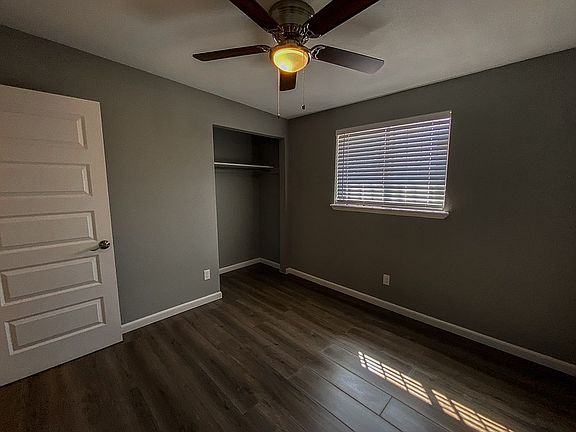 5th image of 328 Link Dr