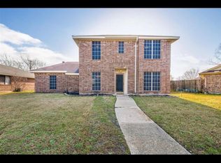 2700 Cornell Dr, Rowlett, TX 75088