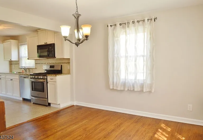 35 Troy Rd — Photo 4