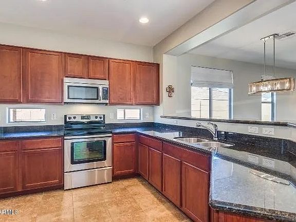 3rd image of 7152 W Milton Dr