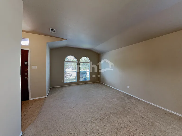 866 Fannin Dr — Photo 10