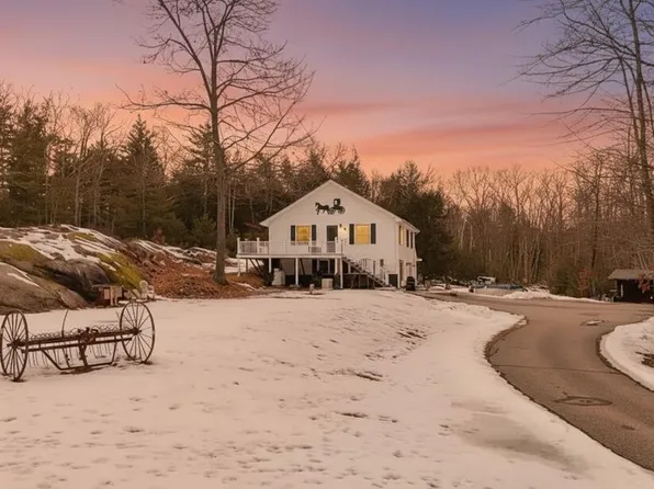 53 Danley Road, Dayton, ME 04005