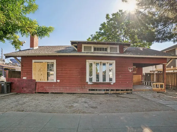 1418 N Center St, Stockton, CA 95202
