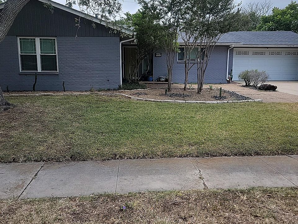 1st image of 4417 Hamlin Dr