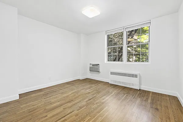 Rented by Compass | media 9