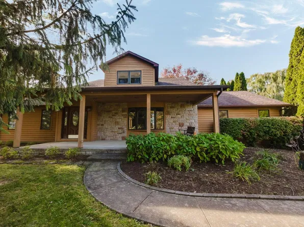 5271 Clover Valley Rd, Johnstown, OH 43031