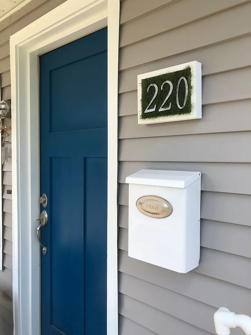 220 Evergreen Ave photo 1