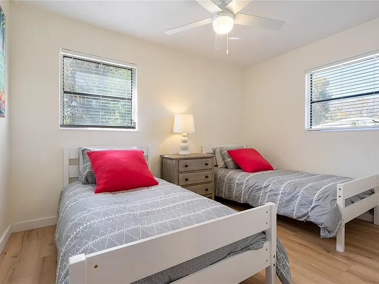 2311 Waldemere St #A — Photo 20