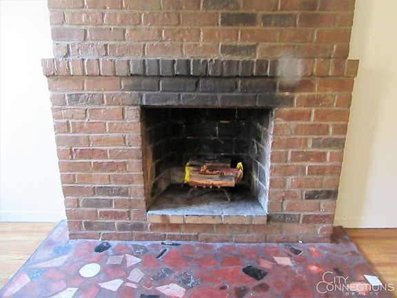 3rd image of 444 W 46th St APT 3A